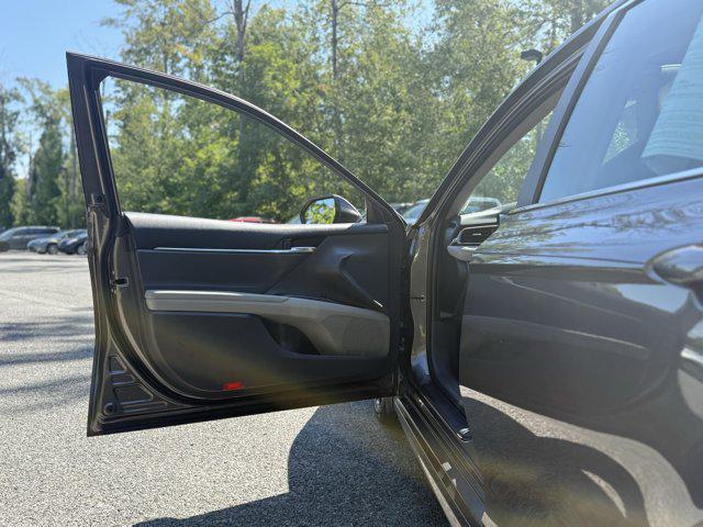 Photo of 2022 Predawn Gray Mica Toyota Camry
