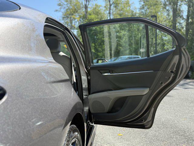 Photo of 2022 Predawn Gray Mica Toyota Camry