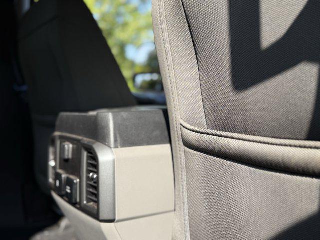 Photo of 2020 Oxford White Ford F-250