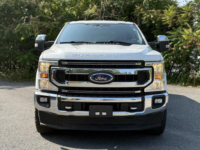 Photo of 2020 Oxford White Ford F-250