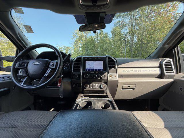 Photo of 2020 Oxford White Ford F-250