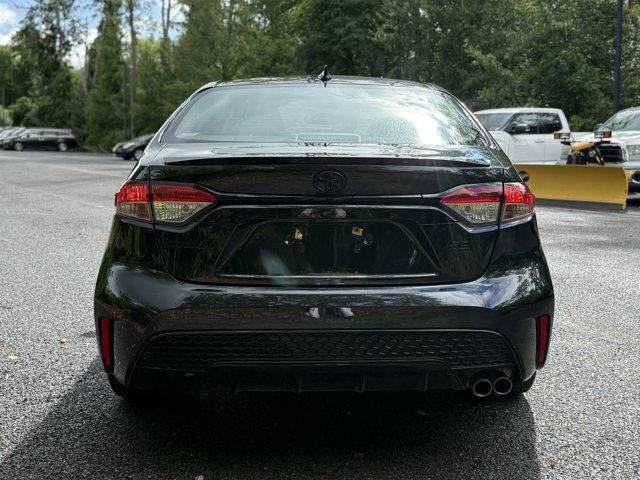 Photo of 2022 Black Sand Pearl Toyota Corolla