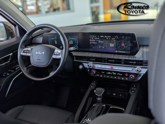 Photo of 2024 Dark Moss Kia Telluride