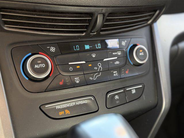 Photo of 2019 Ingot Silver Ford Escape