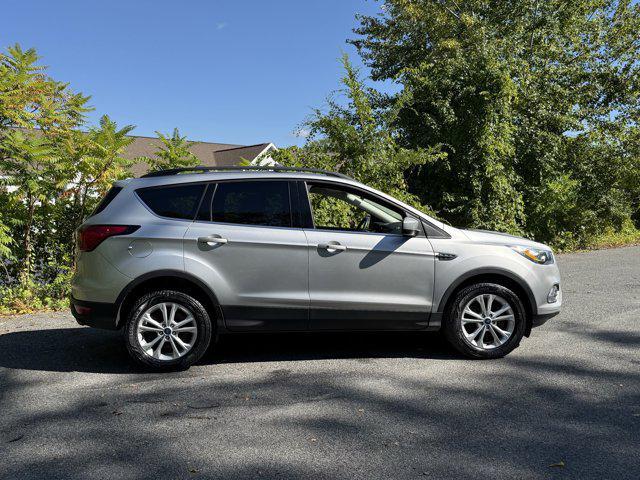 Photo of 2019 Ingot Silver Ford Escape