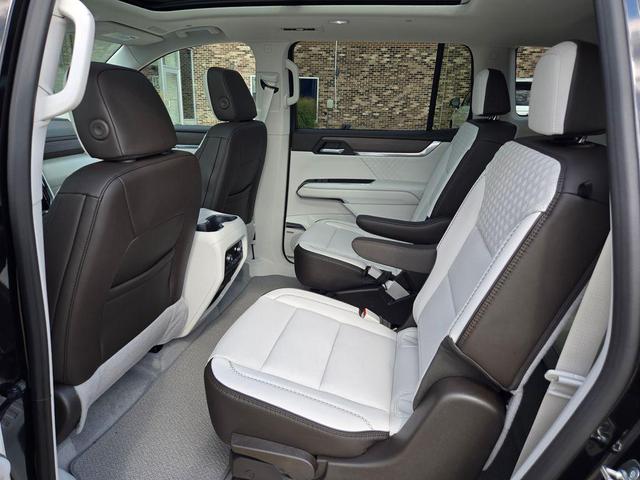 Photo of 2026 Ebony Twilight Metallic GMC Acadia