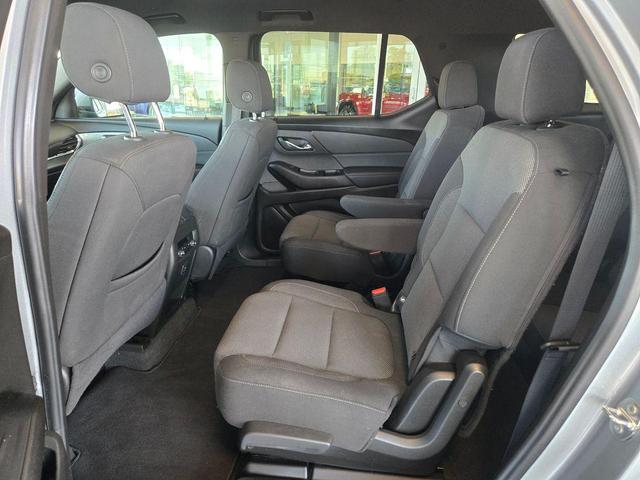 Photo of 2023 Sterling Gray Metallic Chevrolet Traverse