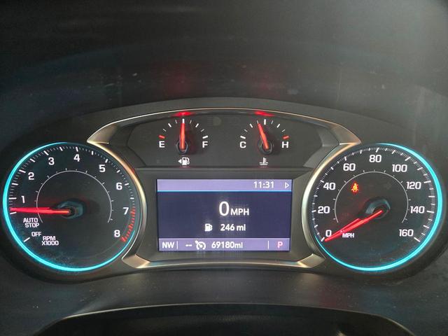 Photo of 2023 Summit White Chevrolet Traverse