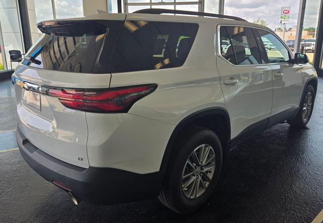 Photo of 2023 Summit White Chevrolet Traverse