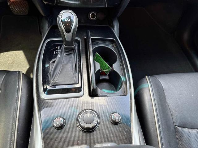 Photo of 2016 Black Obsidian INFINITI QX60