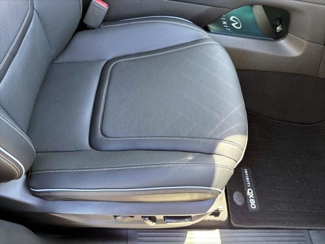 Photo of 2025 BLK OBSIDIAN INFINITI QX80