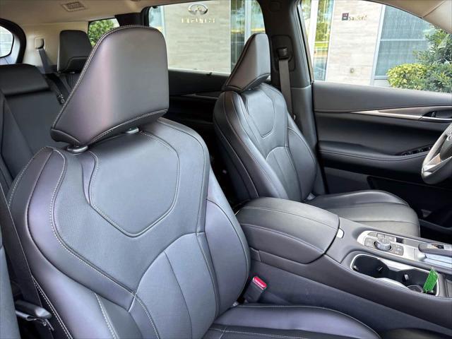 Photo of 2025 Graphite Shadow INFINITI QX60