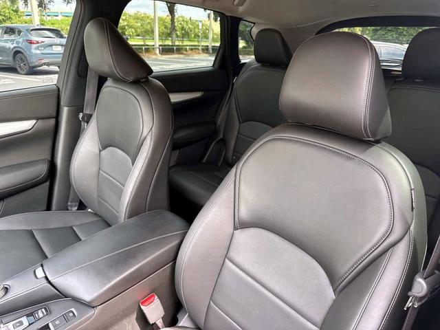 Photo of 2021 Majestic White INFINITI QX50
