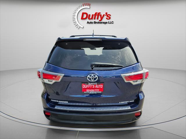 Photo of 2016 Nautical Blue Metallic Toyota Highlander
