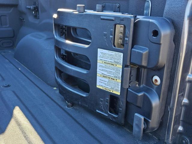 Photo of 2017 Magnetic Metallic Ford F-150