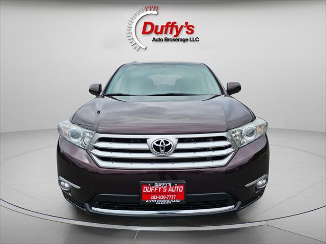 Photo of 2013 Sizzling Crimson Mica Toyota Highlander
