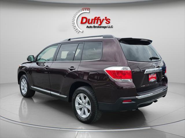 Photo of 2013 Sizzling Crimson Mica Toyota Highlander