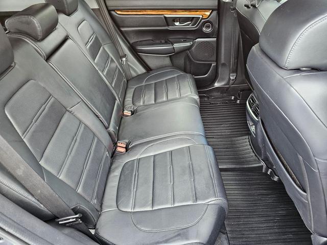 Photo of 2018 Modern Steel Metallic Honda CR-V
