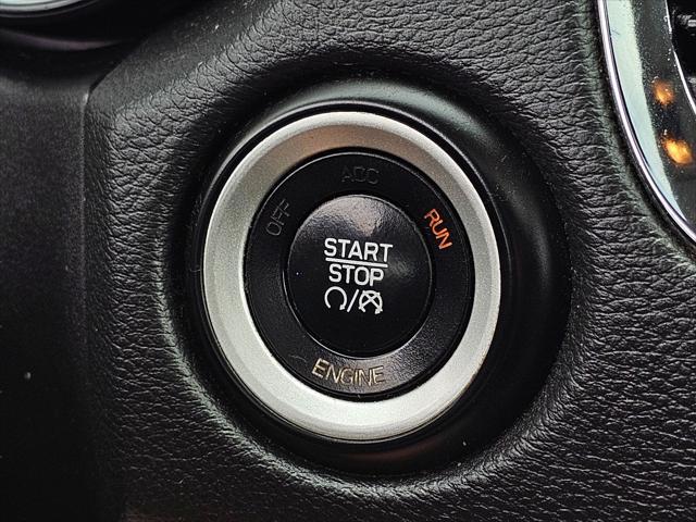 Photo of 2016 Brilliant Black Crystal Pearl Coat Dodge Durango
