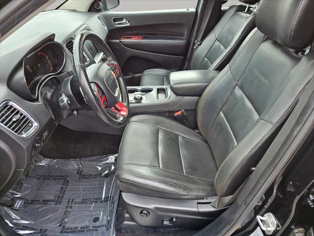 Photo of 2016 Brilliant Black Crystal Pearl Coat Dodge Durango