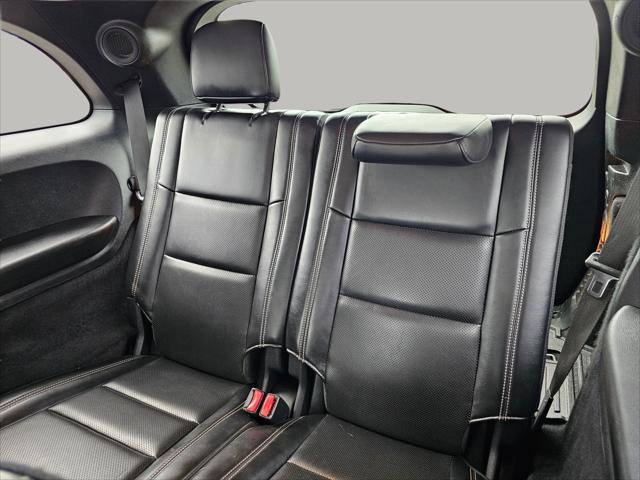 Photo of 2016 Brilliant Black Crystal Pearl Coat Dodge Durango