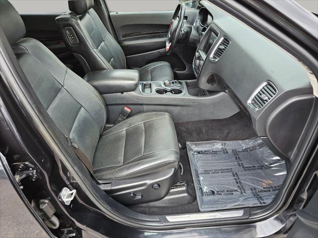 Photo of 2016 Brilliant Black Crystal Pearl Coat Dodge Durango