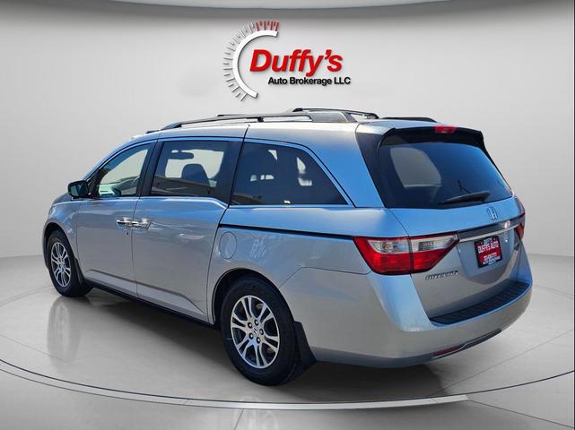 Photo of 2012 Alabaster Silver Metallic Honda Odyssey