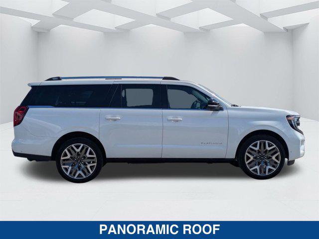 Photo of 2025 STAR WHITE MET TRI-COAT Ford Expedition Max