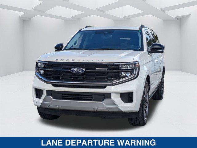 Photo of 2025 STAR WHITE MET TRI-COAT Ford Expedition Max
