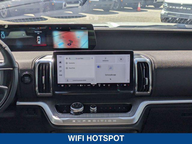 Photo of 2025 STAR WHITE MET TRI-COAT Ford Expedition Max