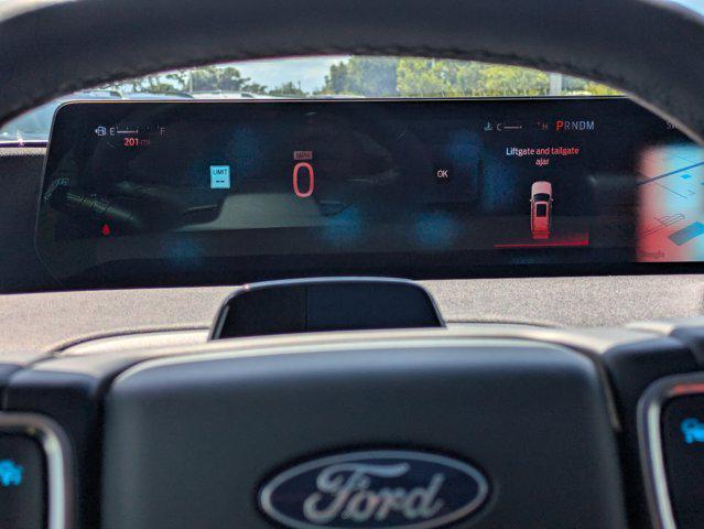 Photo of 2025 STAR WHITE MET TRI-COAT Ford Expedition Max
