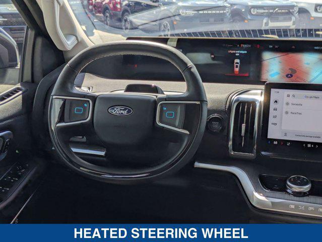 Photo of 2025 STAR WHITE MET TRI-COAT Ford Expedition Max