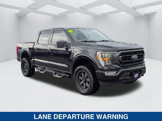 Photo of 2022 AGATE BLACK METALLIC Ford F-150