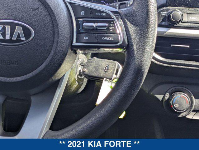 Photo of 2021 Clear White Kia Forte