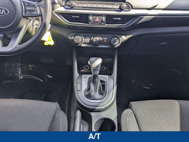 Photo of 2021 Clear White Kia Forte