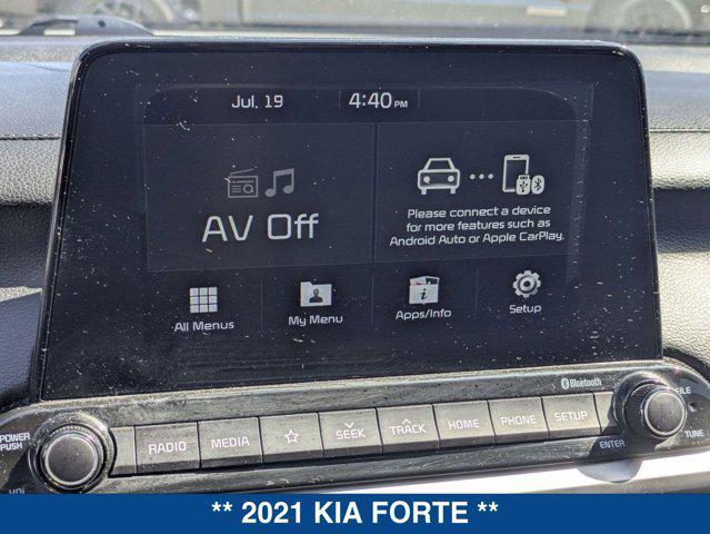 Photo of 2021 Clear White Kia Forte