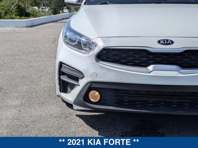 Photo of 2021 Clear White Kia Forte