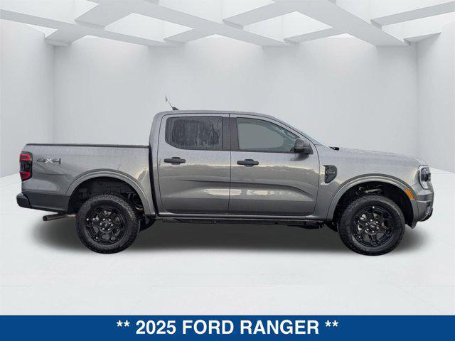 Photo of 2025 CARBONIZED GRAY METALLIC Ford Ranger