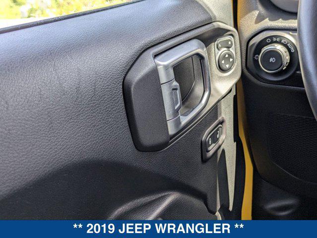 Photo of 2019 Hellayella Clearcoat Jeep Wrangler