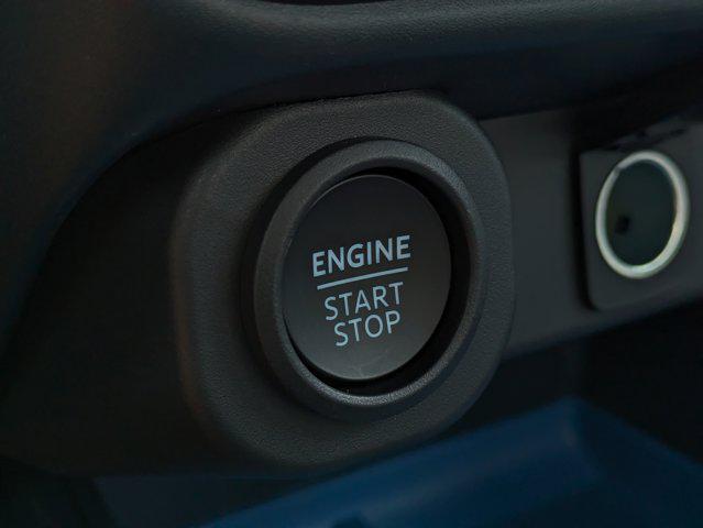 Photo of 2025 OXFORD WHITE Ford Maverick