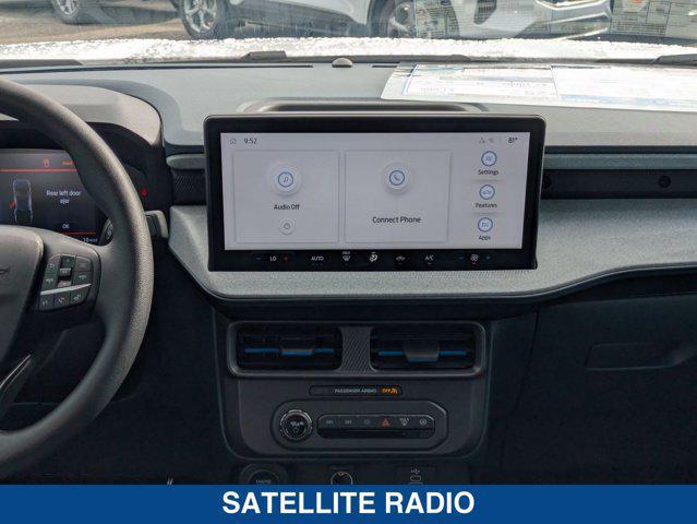 Photo of 2025 OXFORD WHITE Ford Maverick