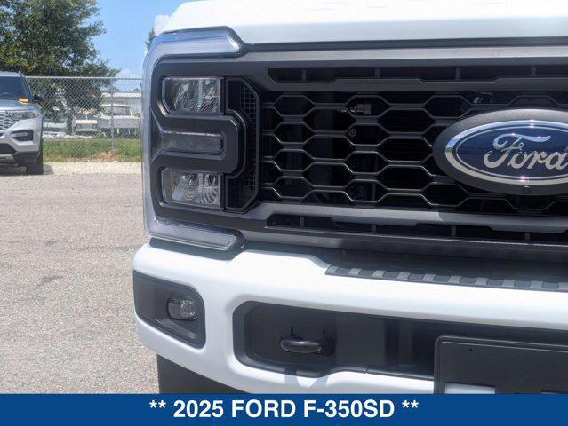 Photo of 2025 OXFORD WHITE Ford F-350
