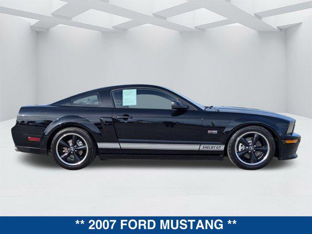 Photo of 2007 Black Clearcoat Ford Mustang