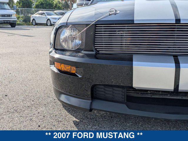 Photo of 2007 Black Clearcoat Ford Mustang