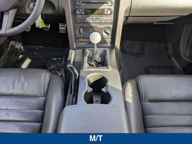Photo of 2007 Black Clearcoat Ford Mustang