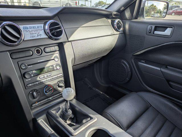 Photo of 2007 Black Clearcoat Ford Mustang