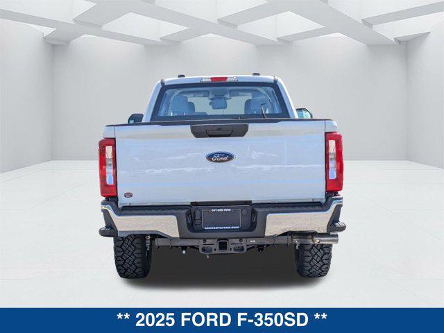 Photo of 2025 Oxford White Ford F-350
