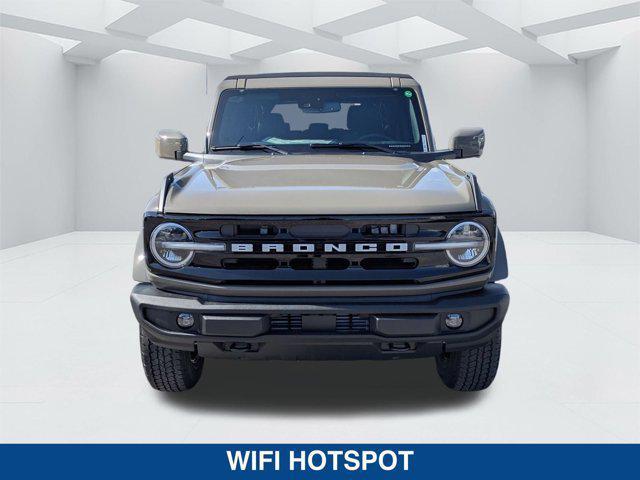 Photo of 2025 MARSH GRAY Ford Bronco