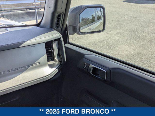 Photo of 2025 MARSH GRAY Ford Bronco