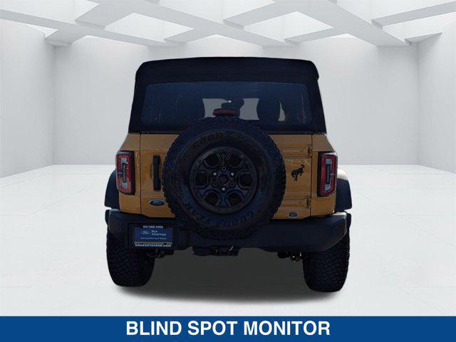 Photo of 2022 CYBER ORANGE MET TRI-COAT Ford Bronco